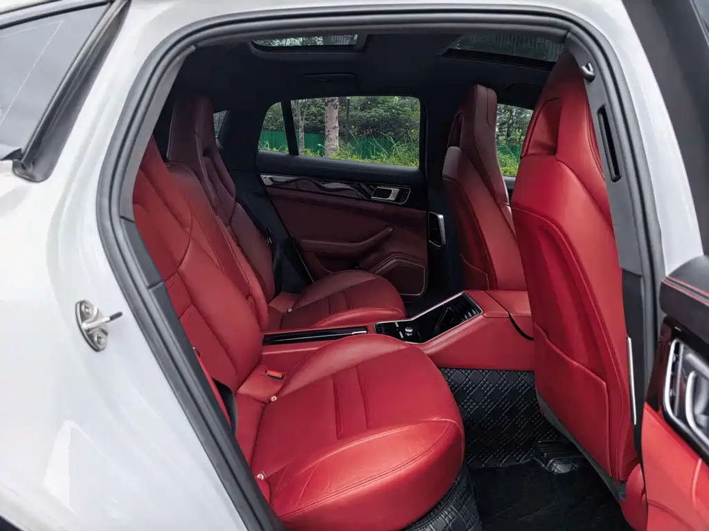 Porsche Panamera — миниатюра 9