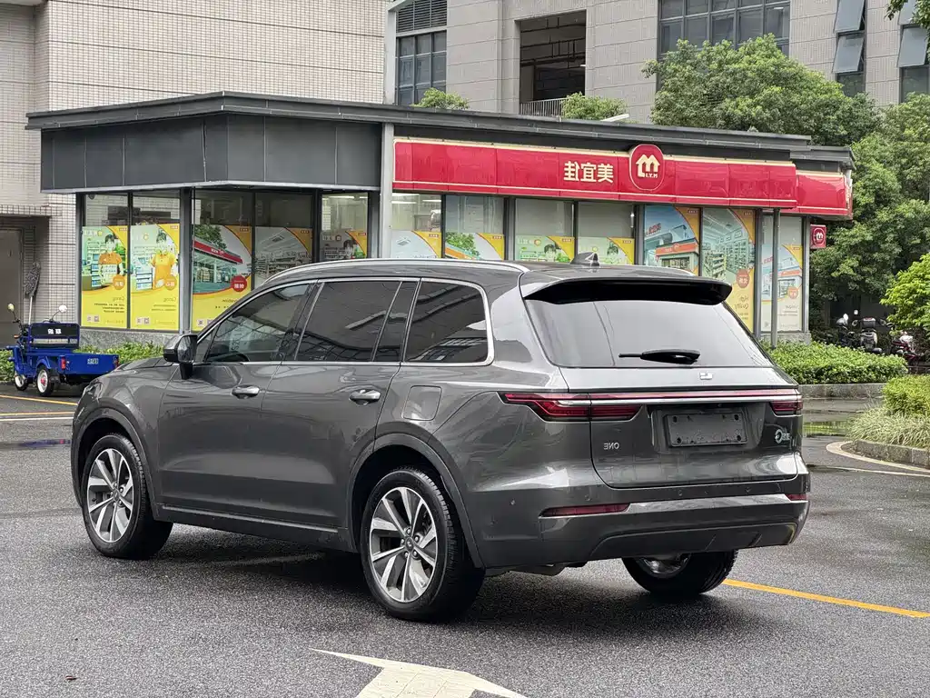Li Auto Li ONE — миниатюра 8