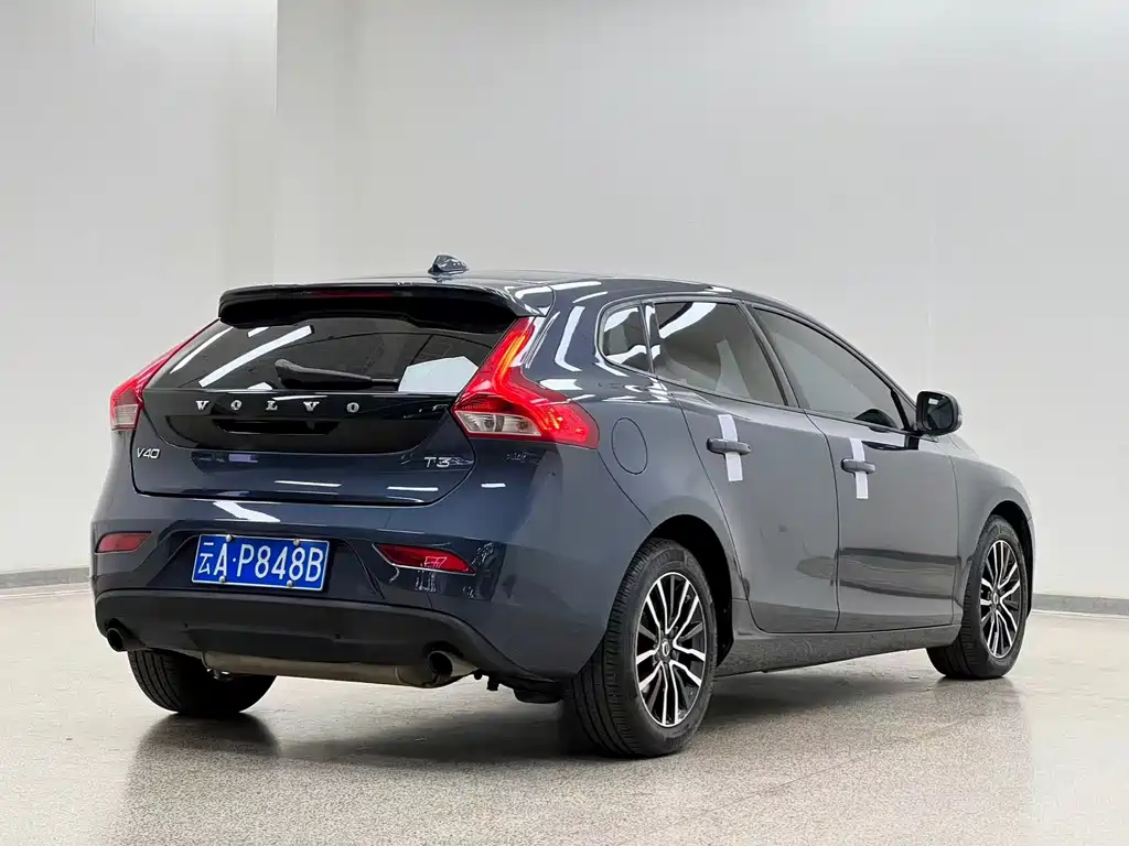 Volvo V40 — миниатюра 4