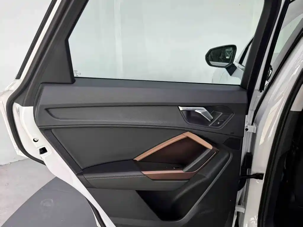 Audi Q3 — миниатюра 36