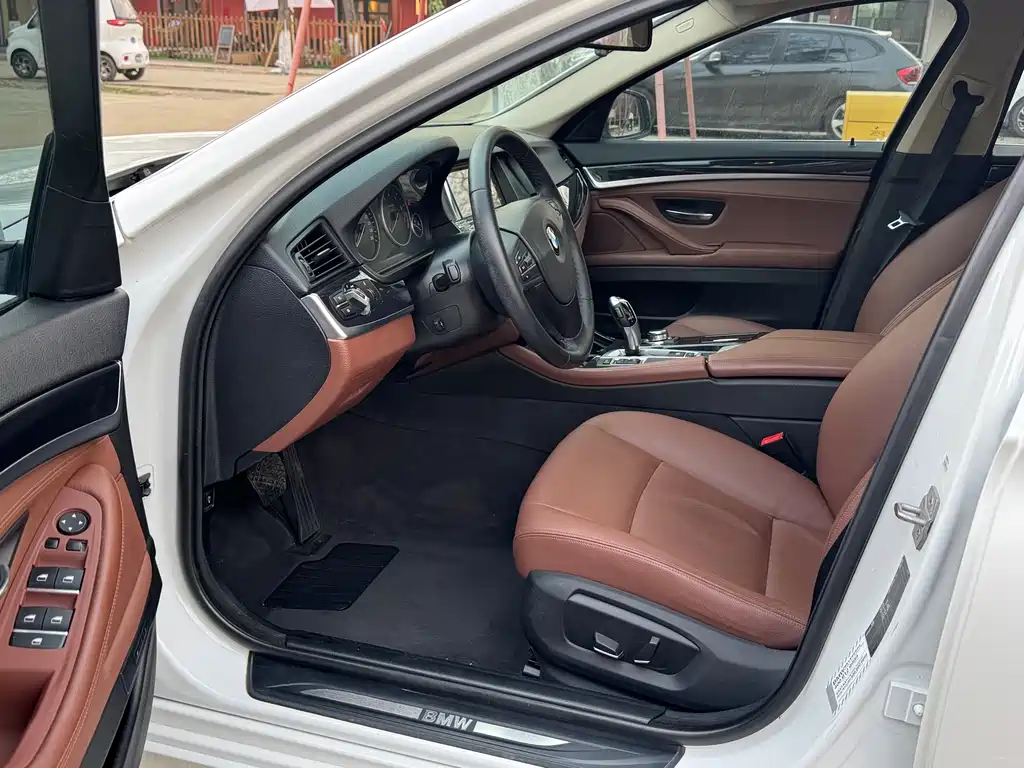 BMW 5 Series 5 2014 520Li Elegant