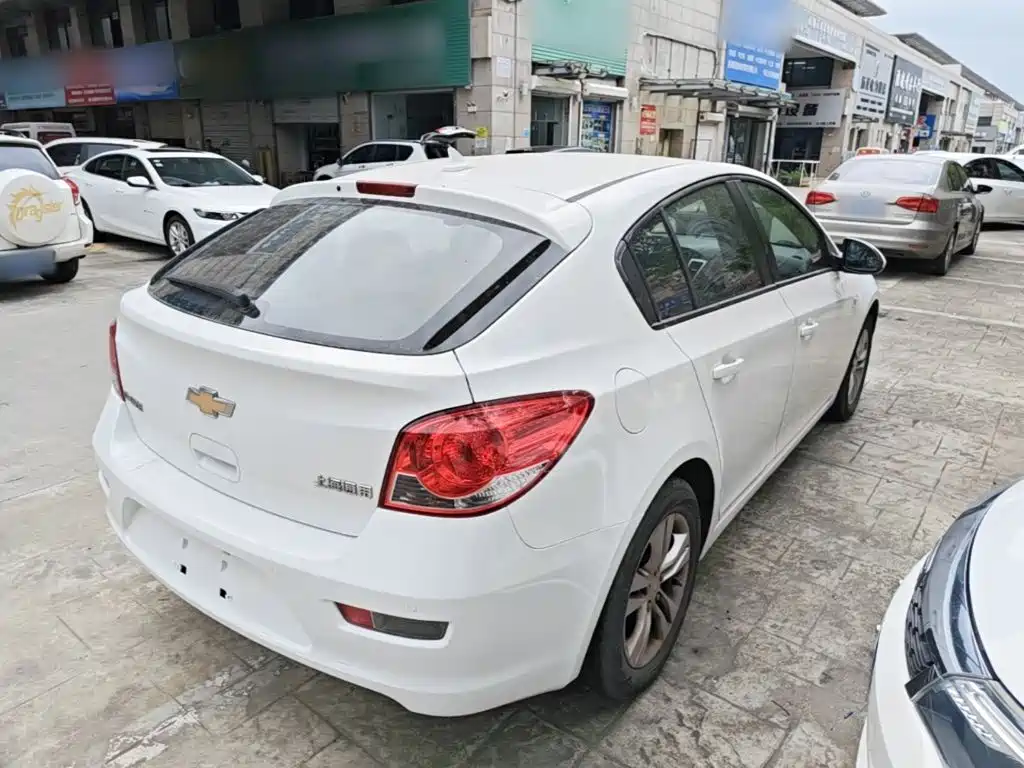 Chevrolet Cruze — миниатюра 7