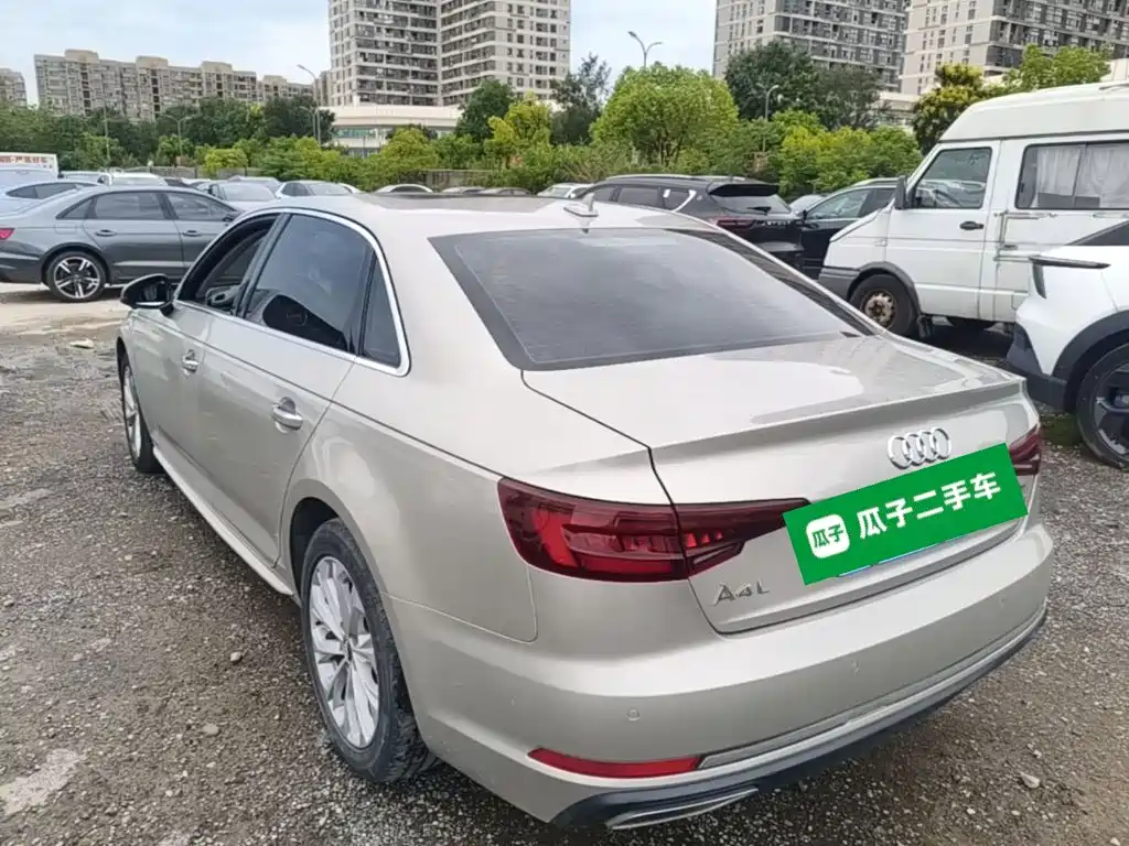 Audi A4L — миниатюра 5