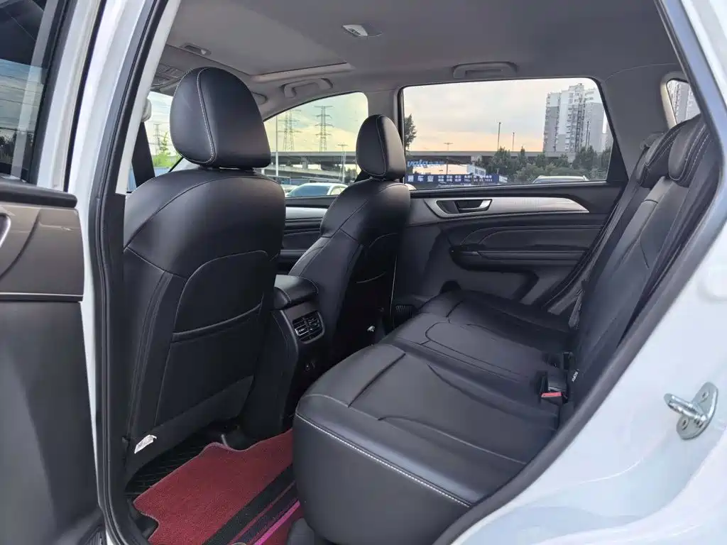 Haval M6 — миниатюра 5