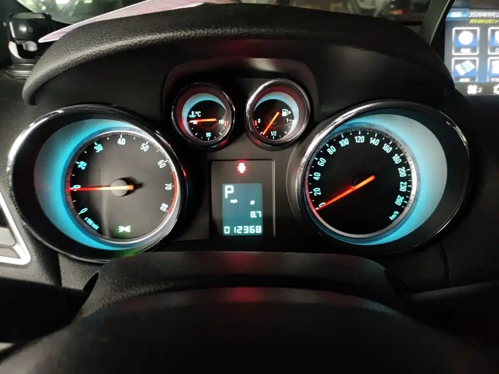 Buick Encore — миниатюра 12