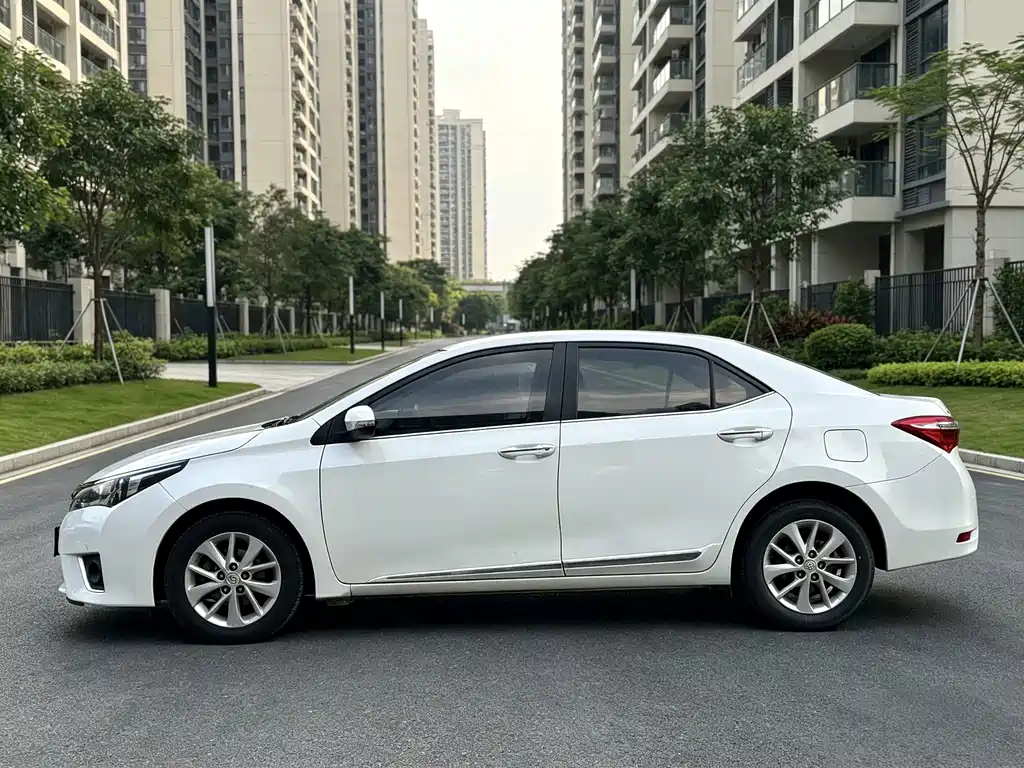 Toyota Corolla — миниатюра 8