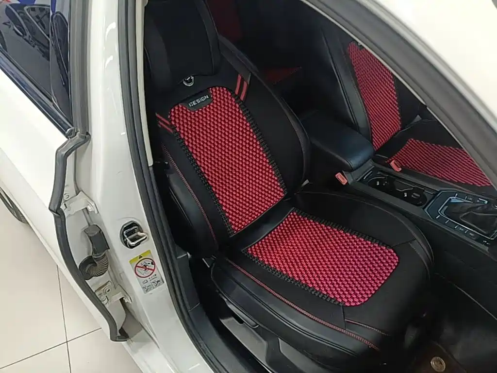 Volkswagen Lamando — миниатюра 25