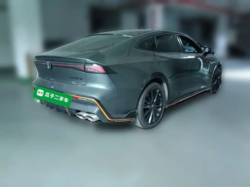 Changan UNI-V — миниатюра 4