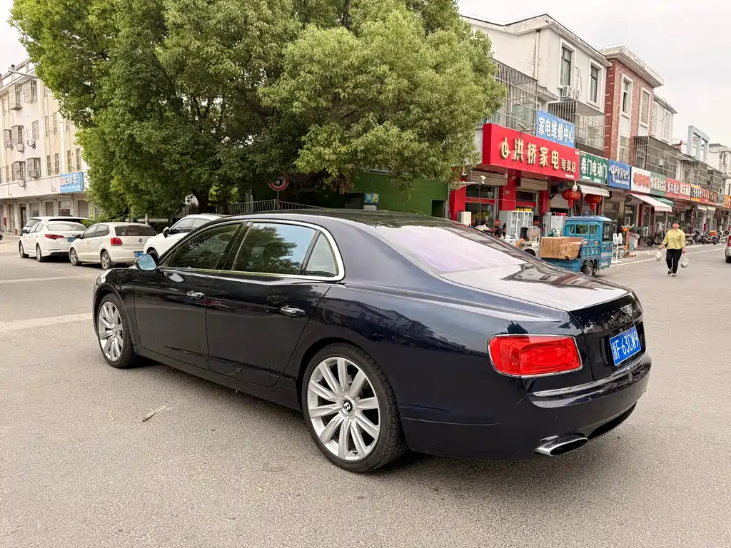 Bentley Flying Spur 2013 6.0T W12 Luxury