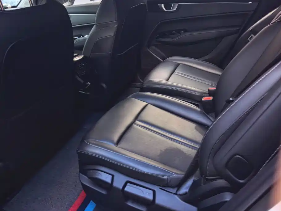 Wuling Victory — миниатюра 11