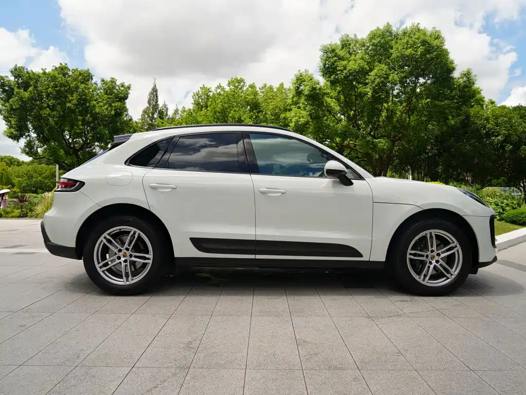 Porsche Macan — миниатюра 15