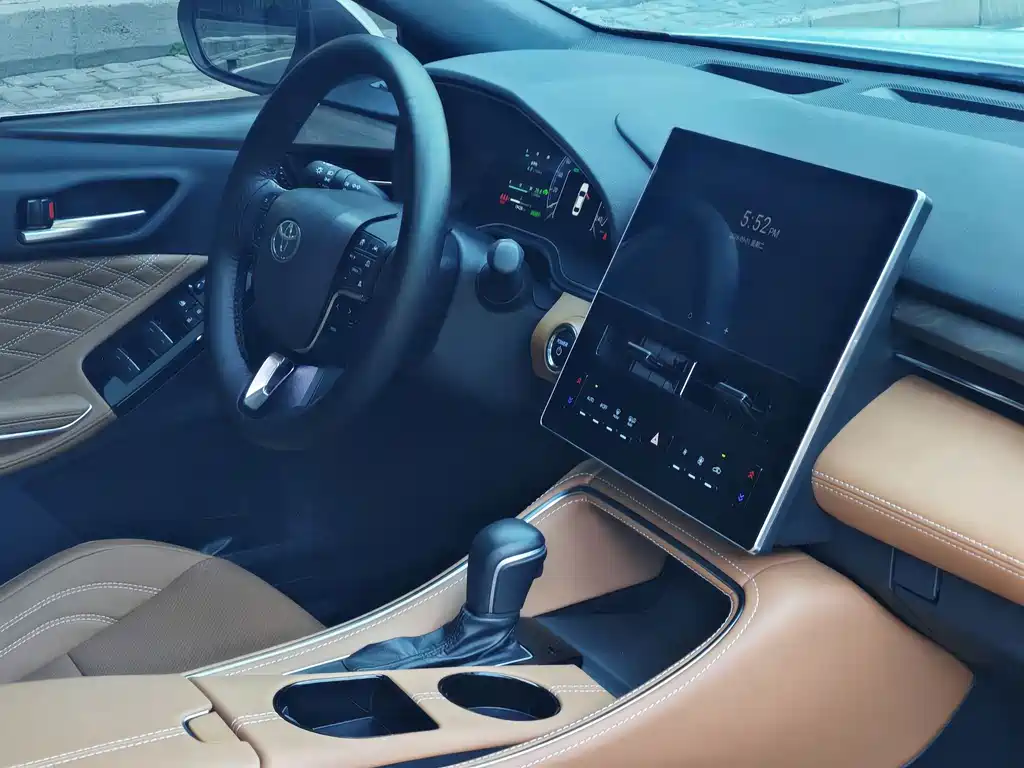 Toyota Avalon — миниатюра 15