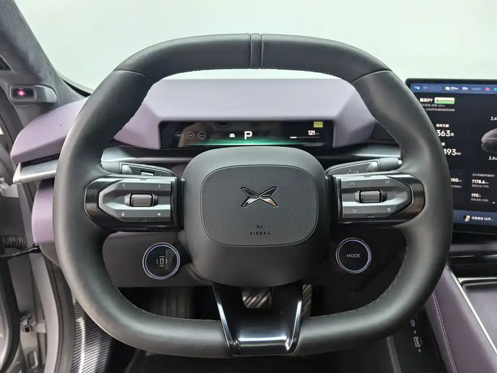 XPeng P7 — миниатюра 9