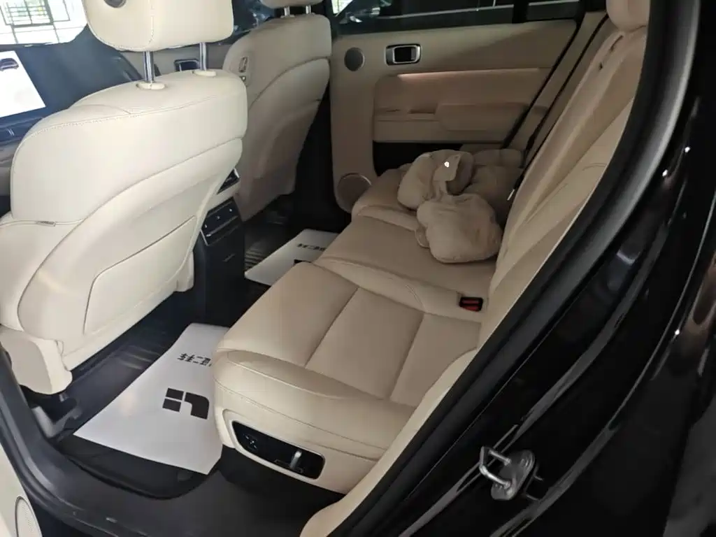 Li Auto Li L7 — миниатюра 17