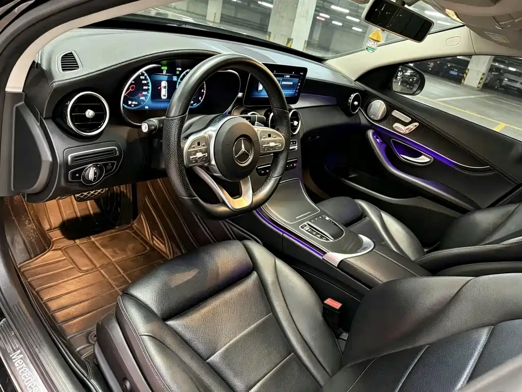 Mercedes-Benz C-Class — миниатюра 4