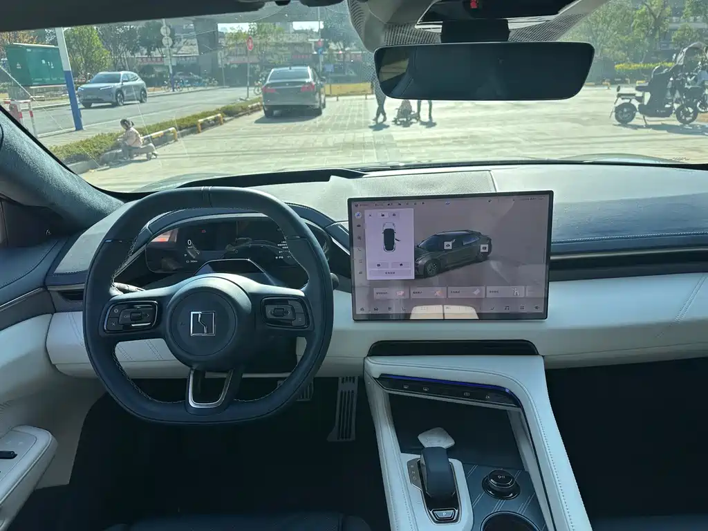 ZEEKR EXTREME KRYPTON 001