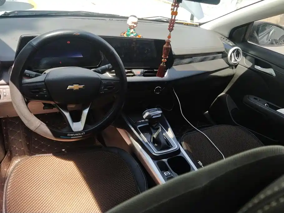Chevrolet Monza — миниатюра 12