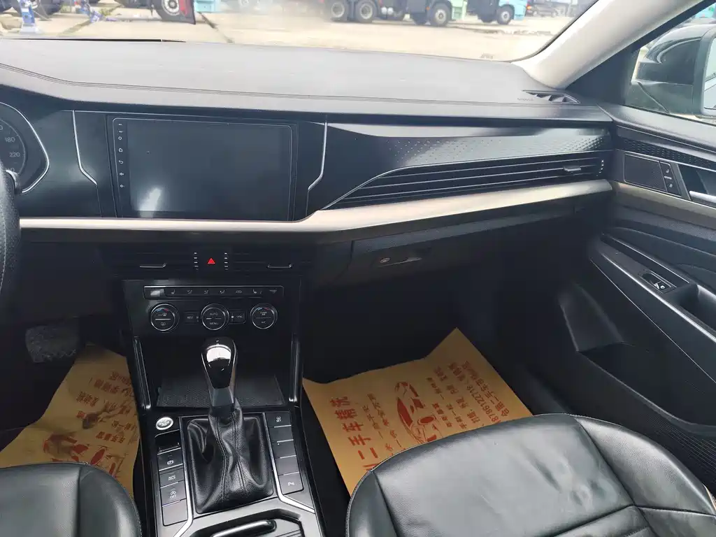 Volkswagen Passat 2019 330TSI Elite VI
