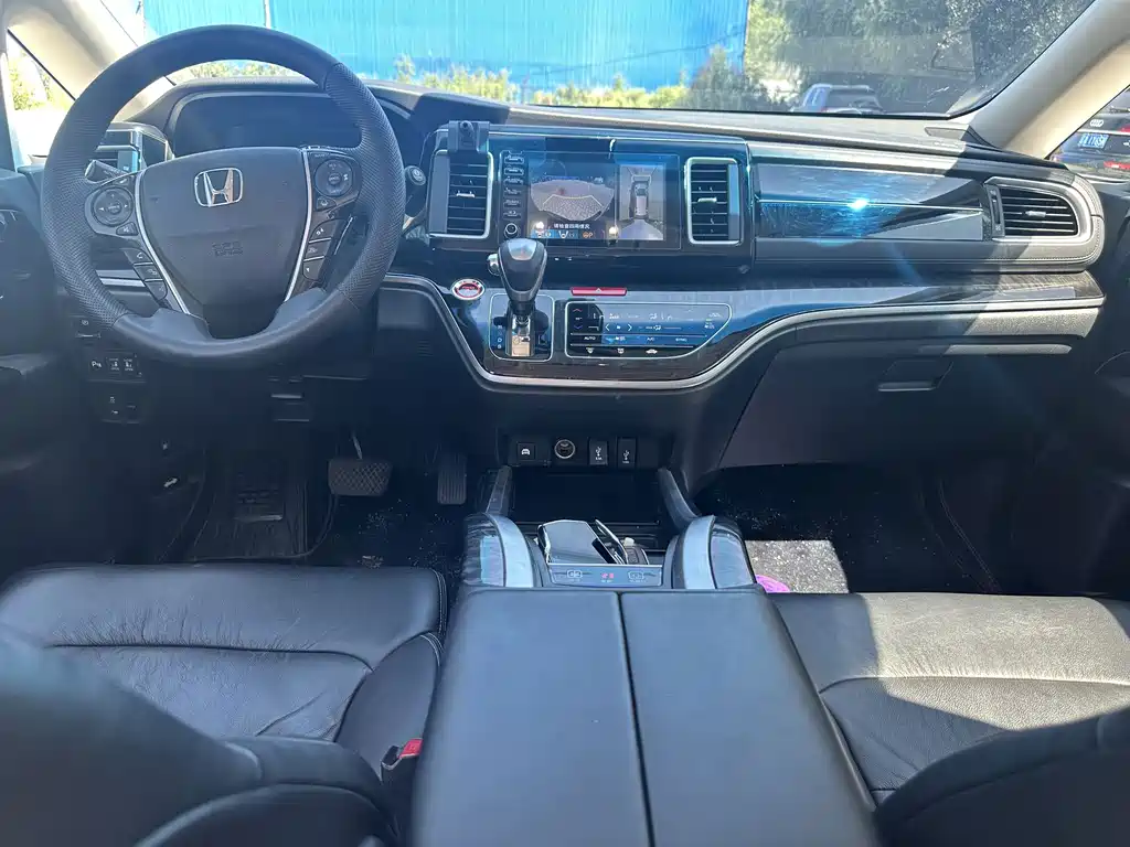 Honda Elysion — миниатюра 14