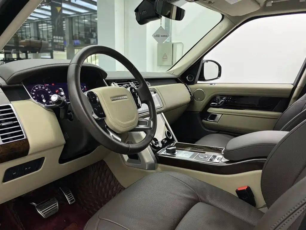 Land Rover Range Rover — миниатюра 19