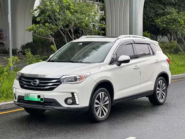 GAC Trumpchi GS4 PHEV