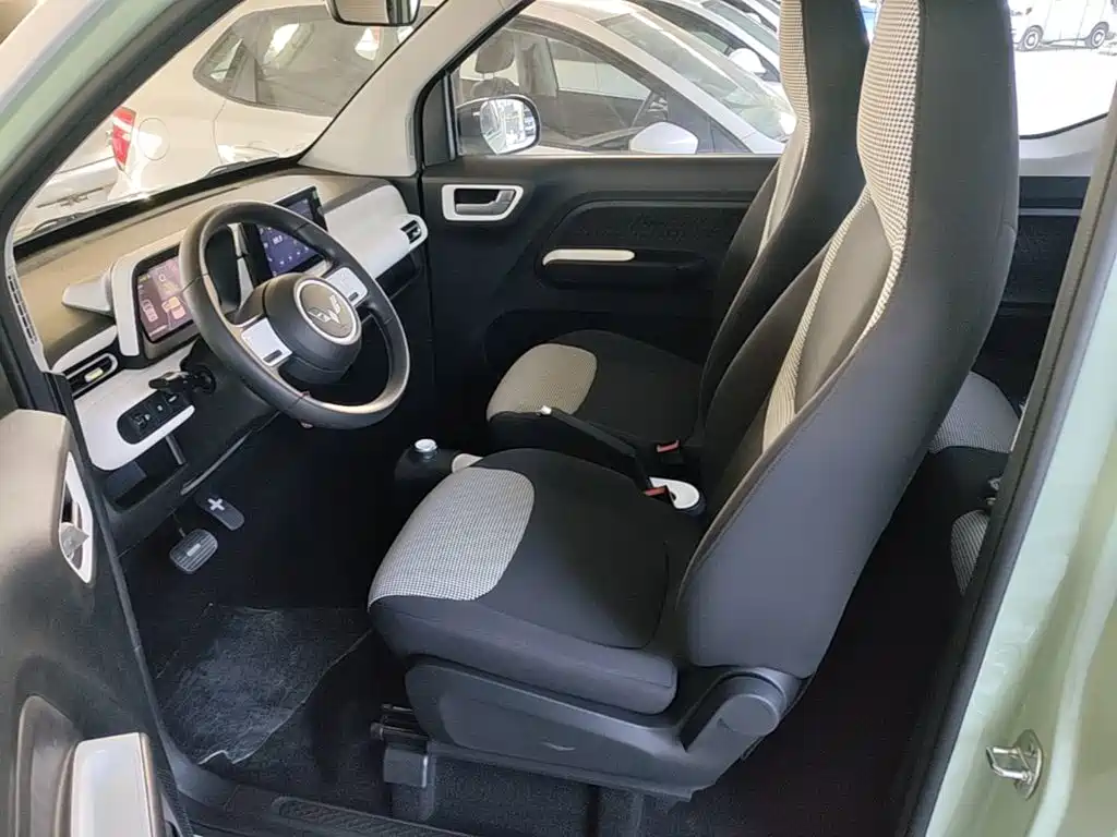 Wuling MINIEV — миниатюра 15
