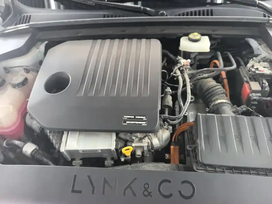 Lynk & Co 07 EM-P — миниатюра 10