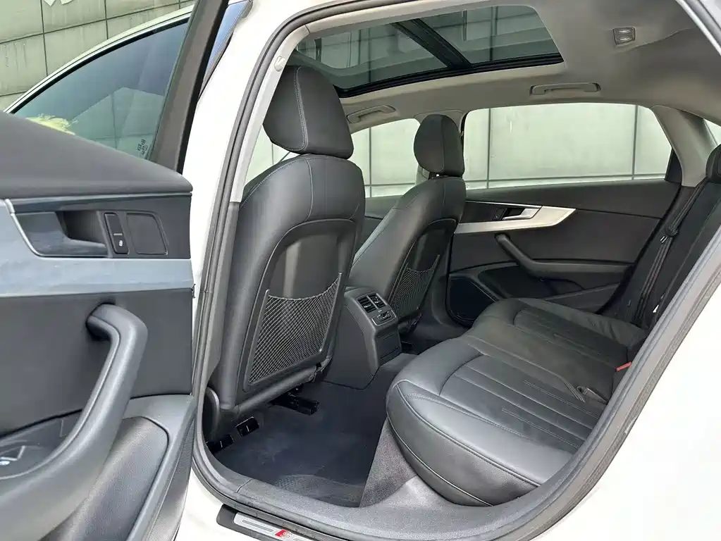 Audi A4L — миниатюра 6