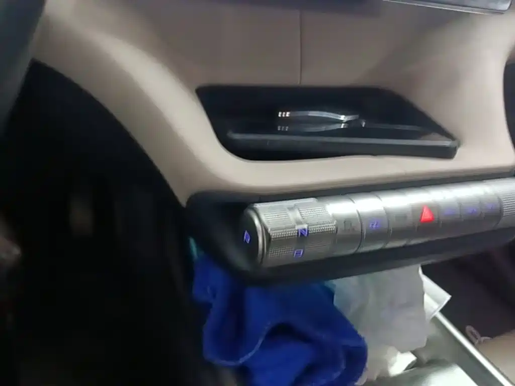 BYD Dolphin — миниатюра 14