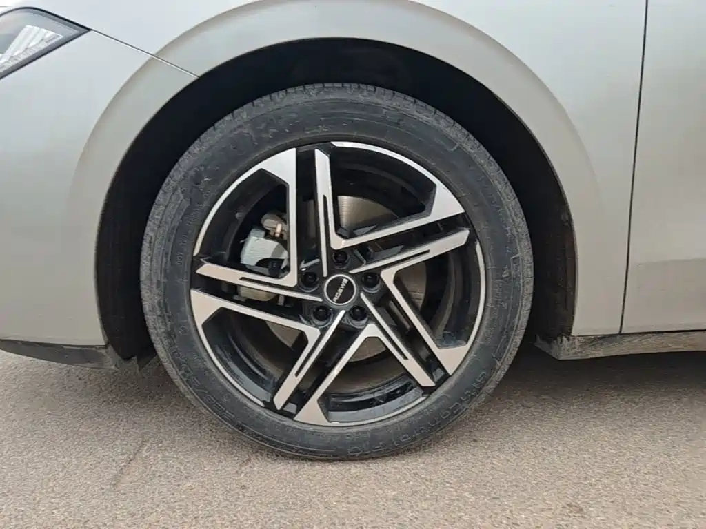 Roewe D7 — миниатюра 23