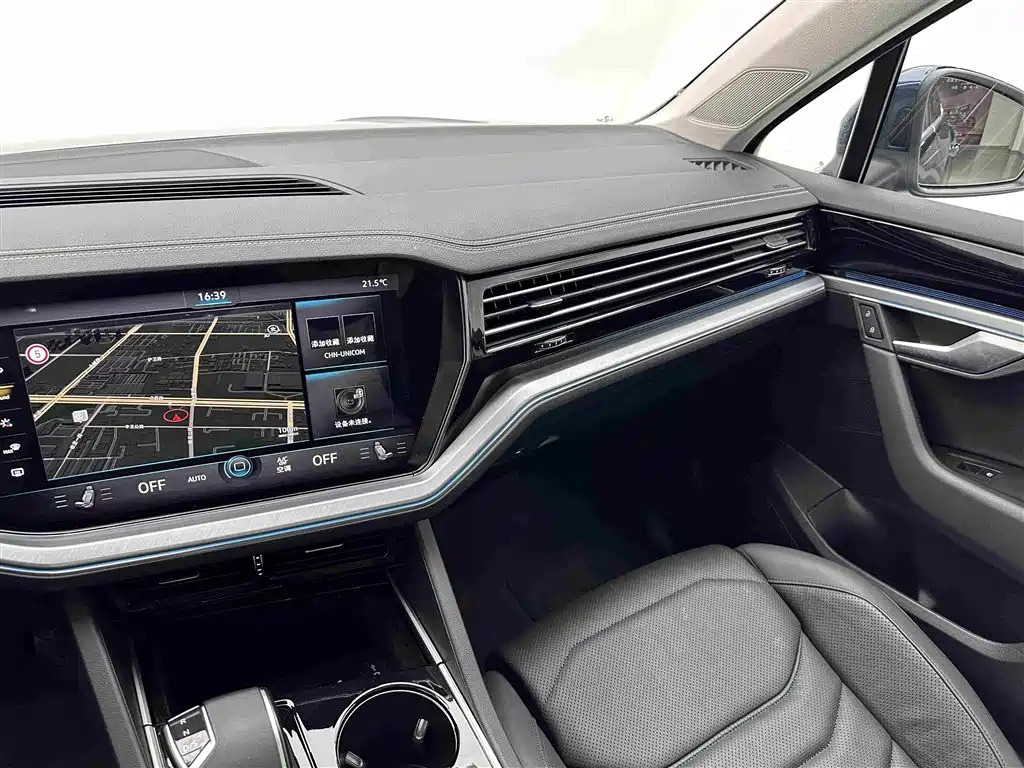 Volkswagen Touareg New Energy — миниатюра 15