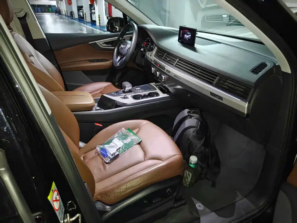 Audi Q7 — миниатюра 4