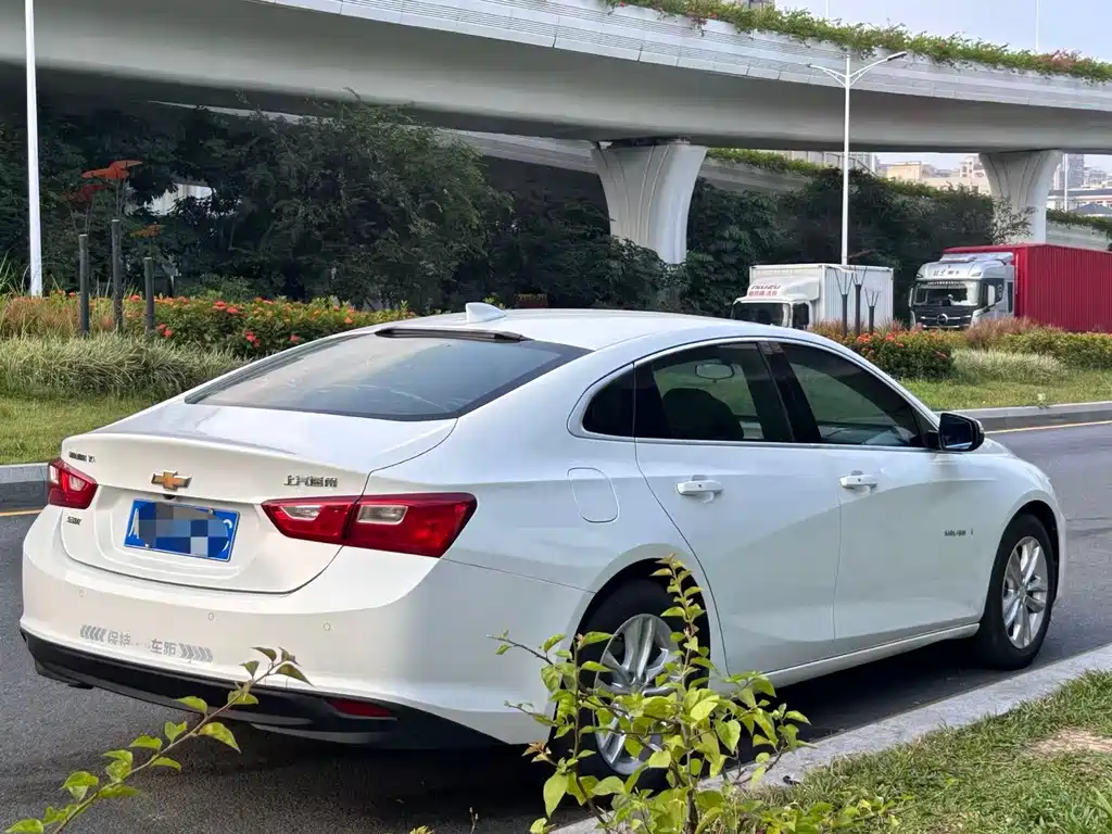 Chevrolet Malibu XL — миниатюра 7