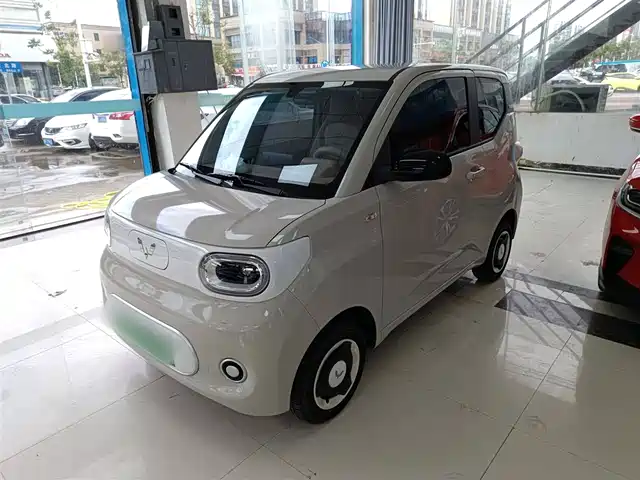 WULING AUTOMOBILE HONGGUANG MINIEV 2024