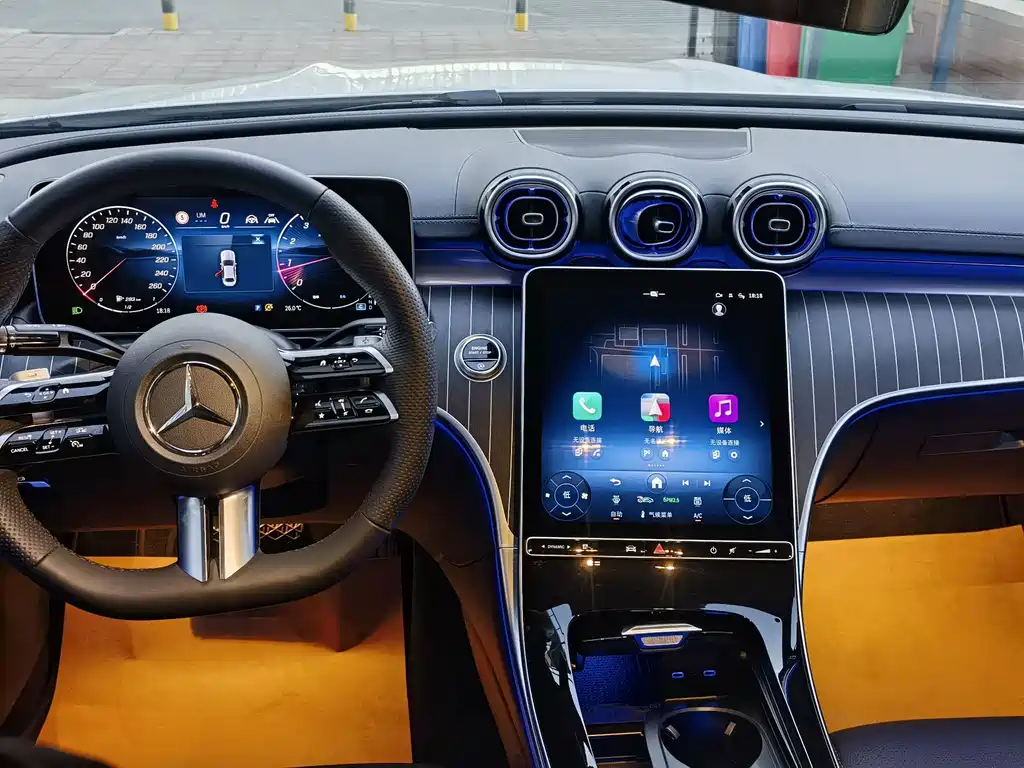 Mercedes-Benz C-Class — миниатюра 7