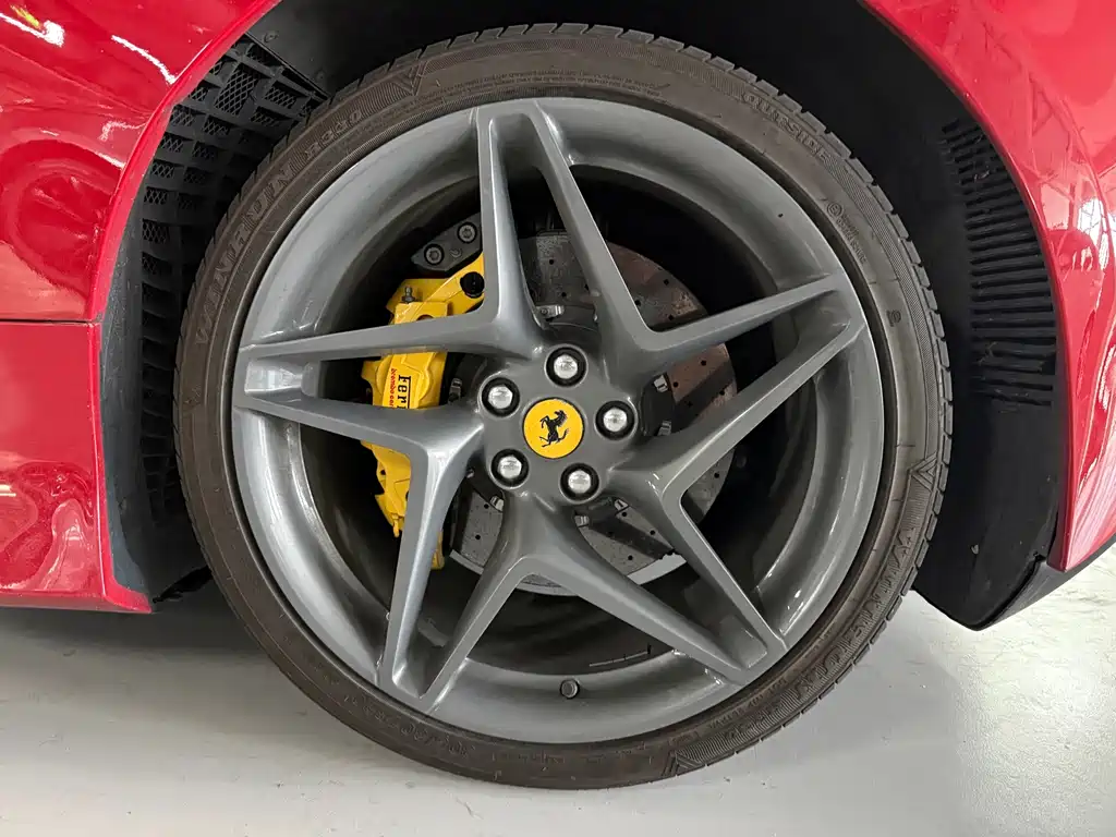 Ferrari F8 — миниатюра 7