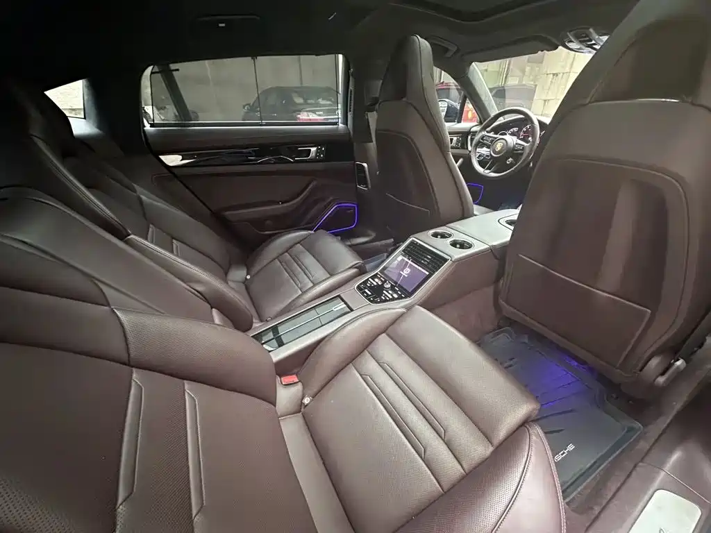 Porsche Panamera — миниатюра 12