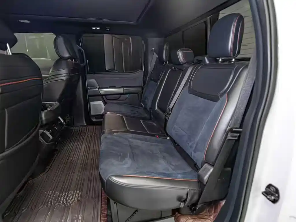 Ford F-150 Raptor — миниатюра 9