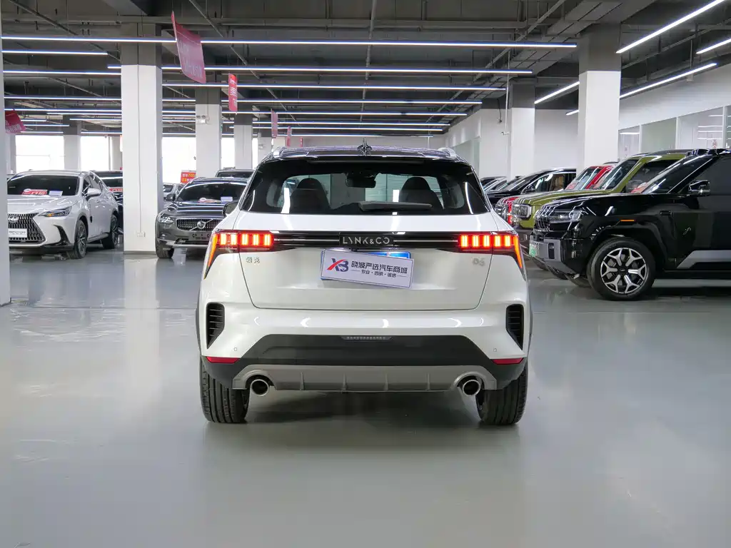 Lynk & Co 06 — миниатюра 8