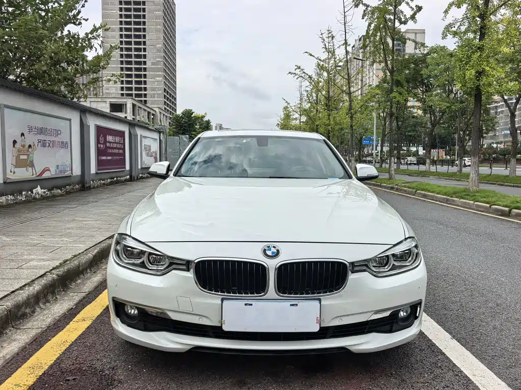 BMW 3 Series — миниатюра 2