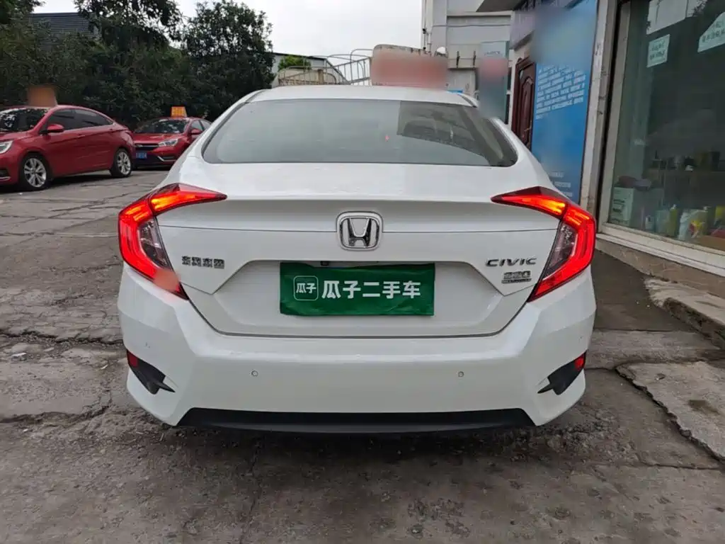 Honda Civic — миниатюра 6