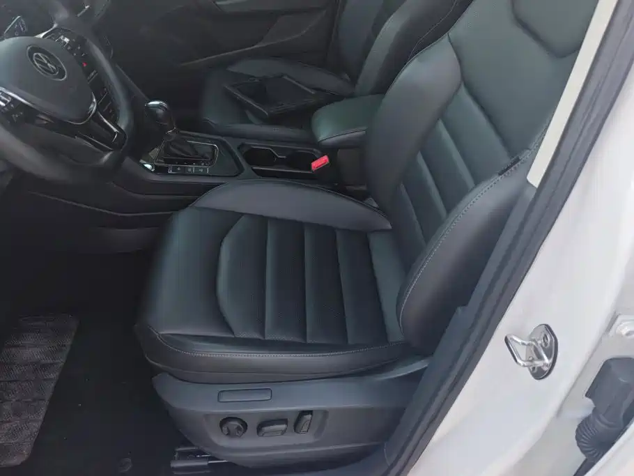 Volkswagen Tharu — миниатюра 9