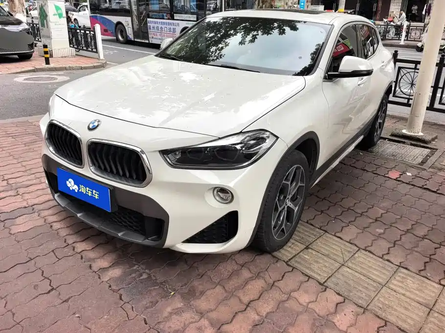 BMW X2 (Import)
