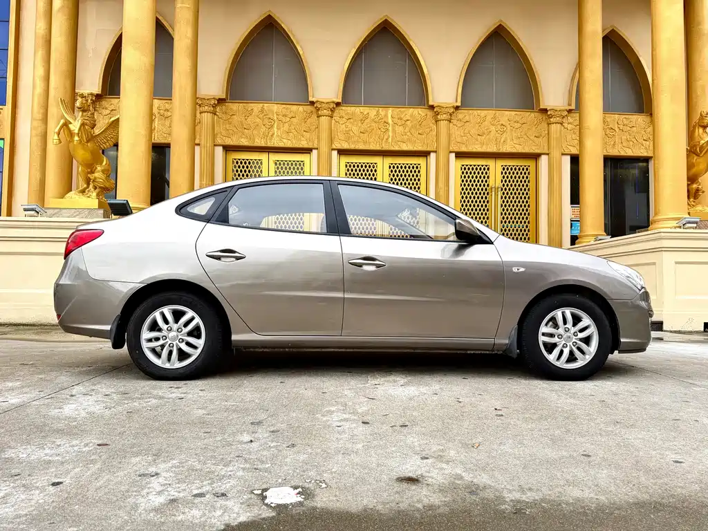 Hyundai Elantra 1.6L Auto Comfort Type, фото 7