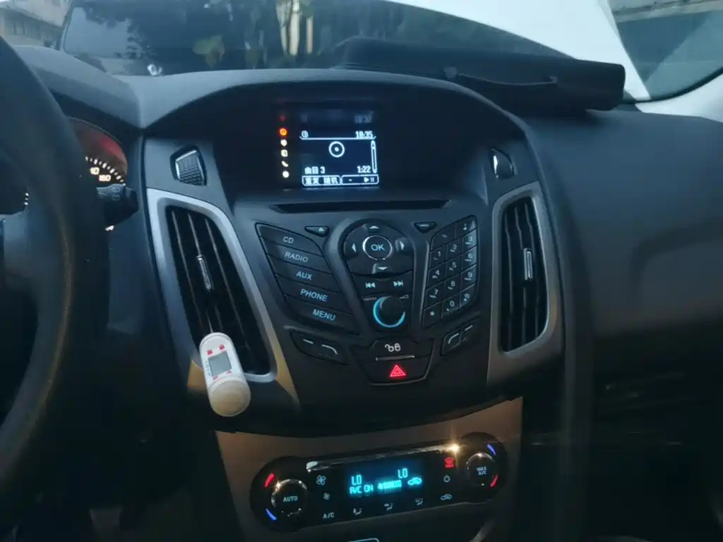 Ford Focus — миниатюра 13