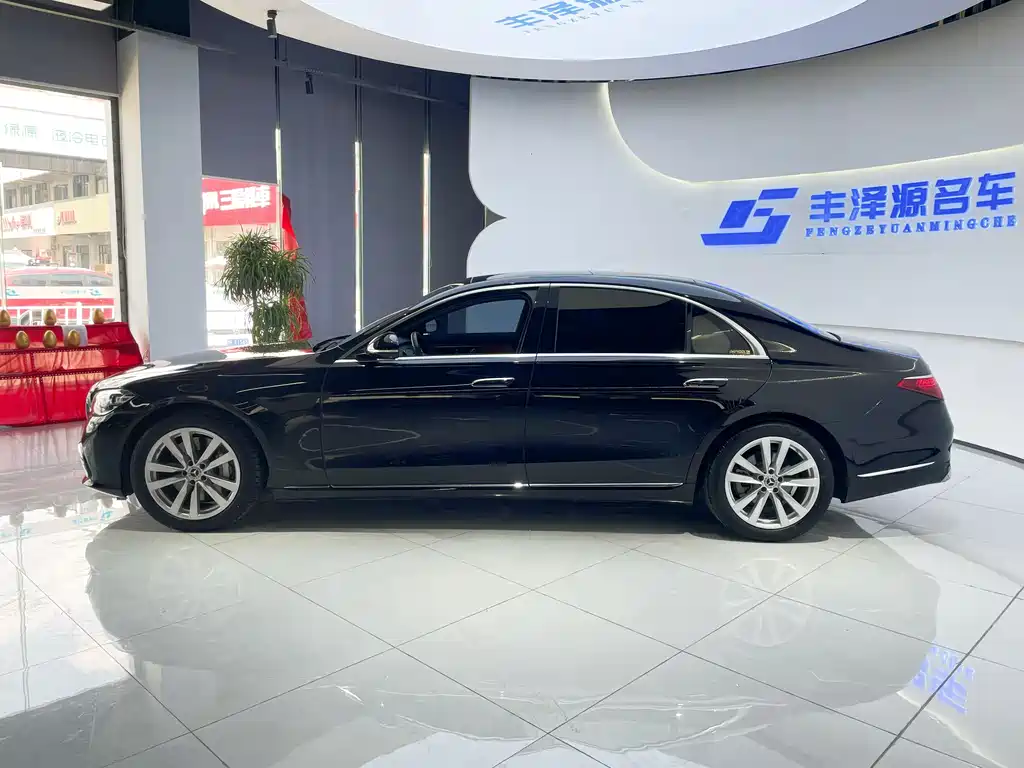 MERCEDES-BENZ S CLASS