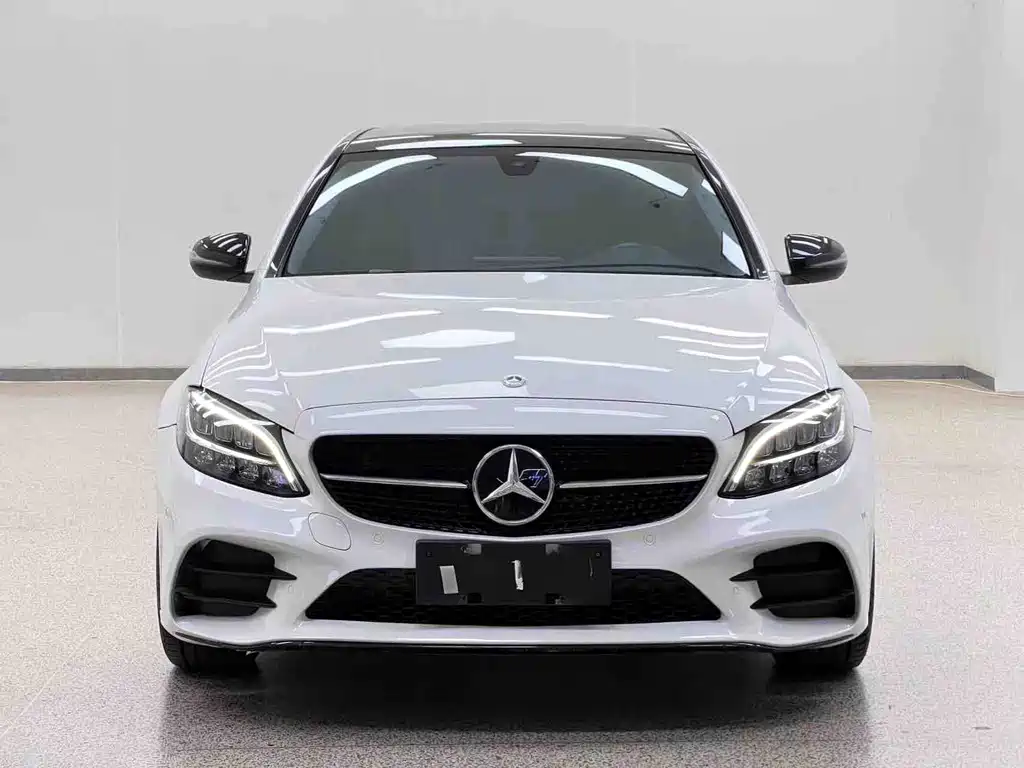 Mercedes-Benz C-Class — миниатюра 2