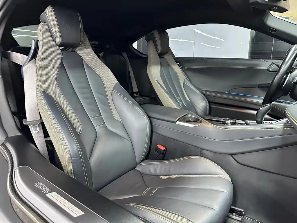 BMW i8 — миниатюра 11