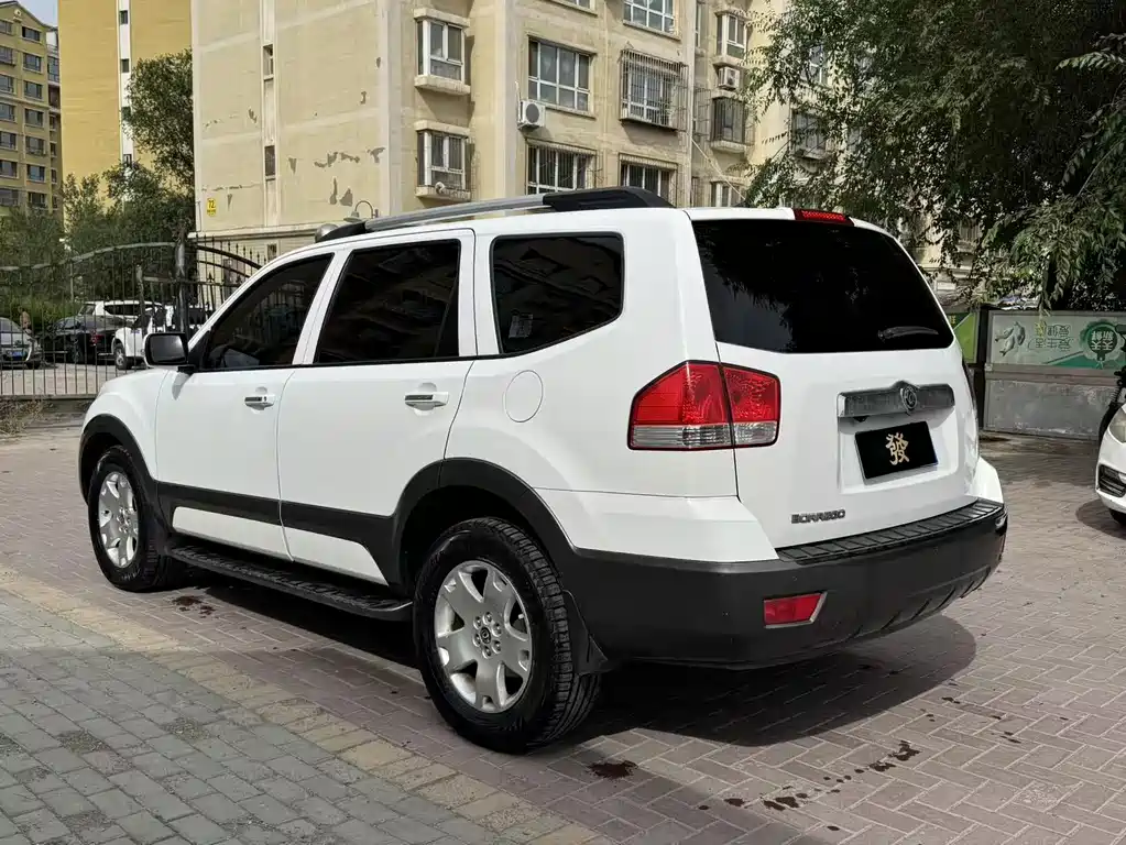 Kia Borrego — миниатюра 5