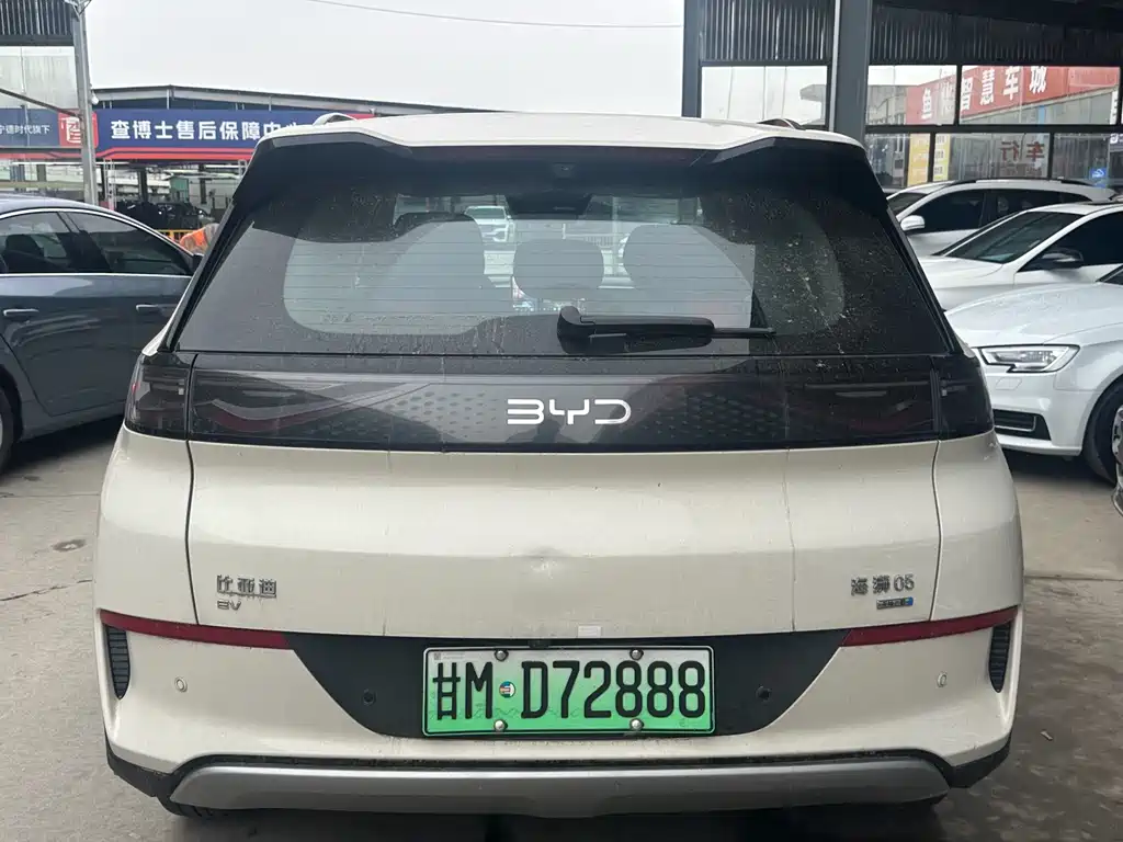 BYD Sealion 05 EV — миниатюра 9